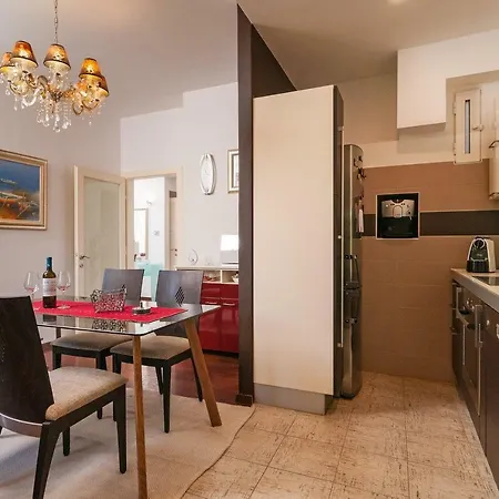 Luxury 7heaven Apartman Split