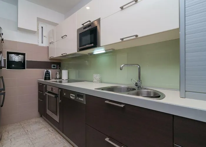 Luxury 7heaven Apartment